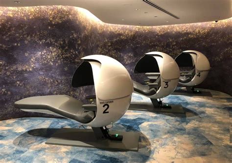 singapore changi airport sleeping pods